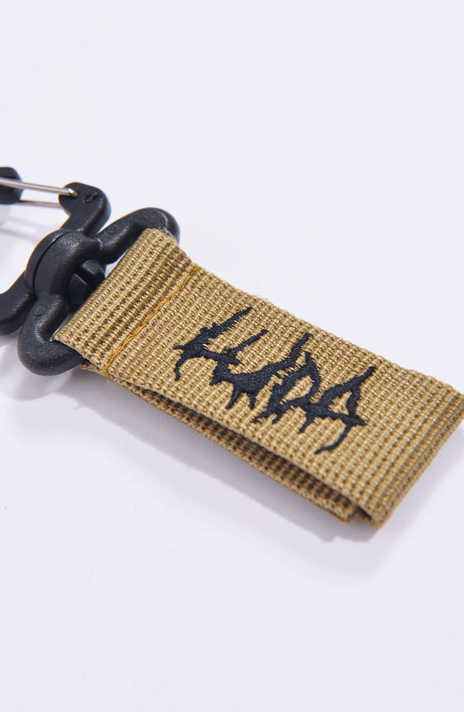 Luda - Black Clip  Keychain