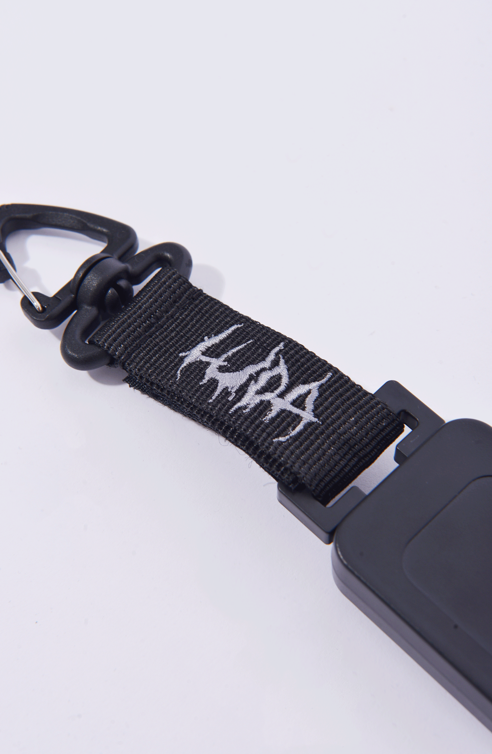 Luda - Black Retractable Keychain