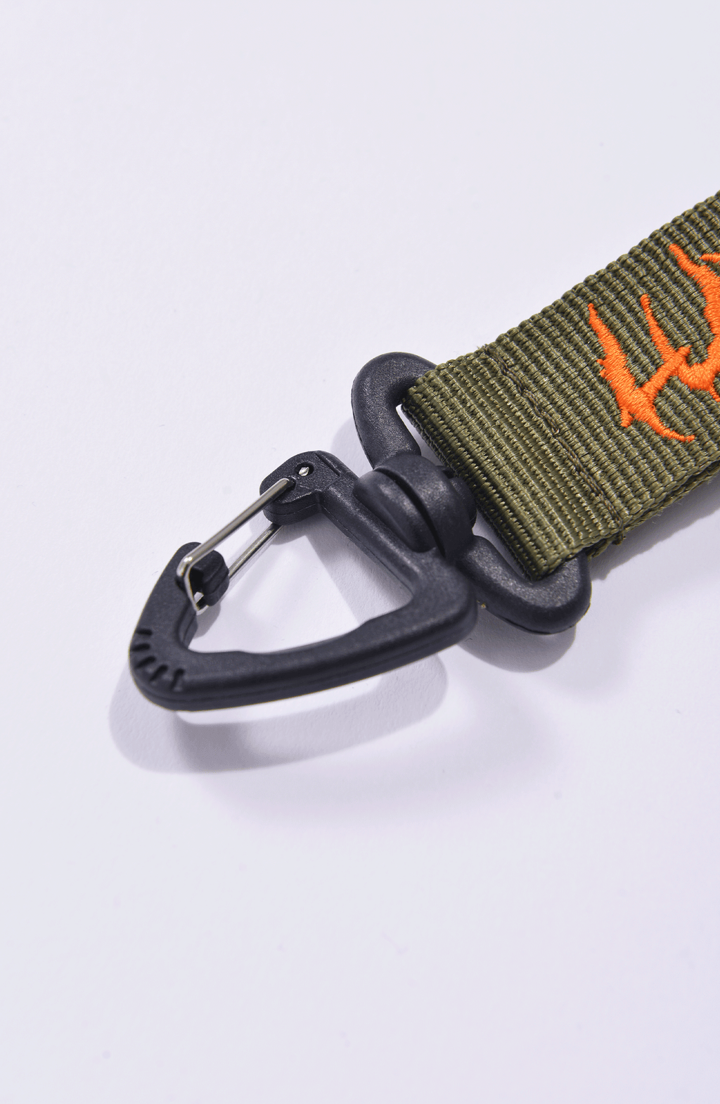 Luda - Green Retractable Keychain