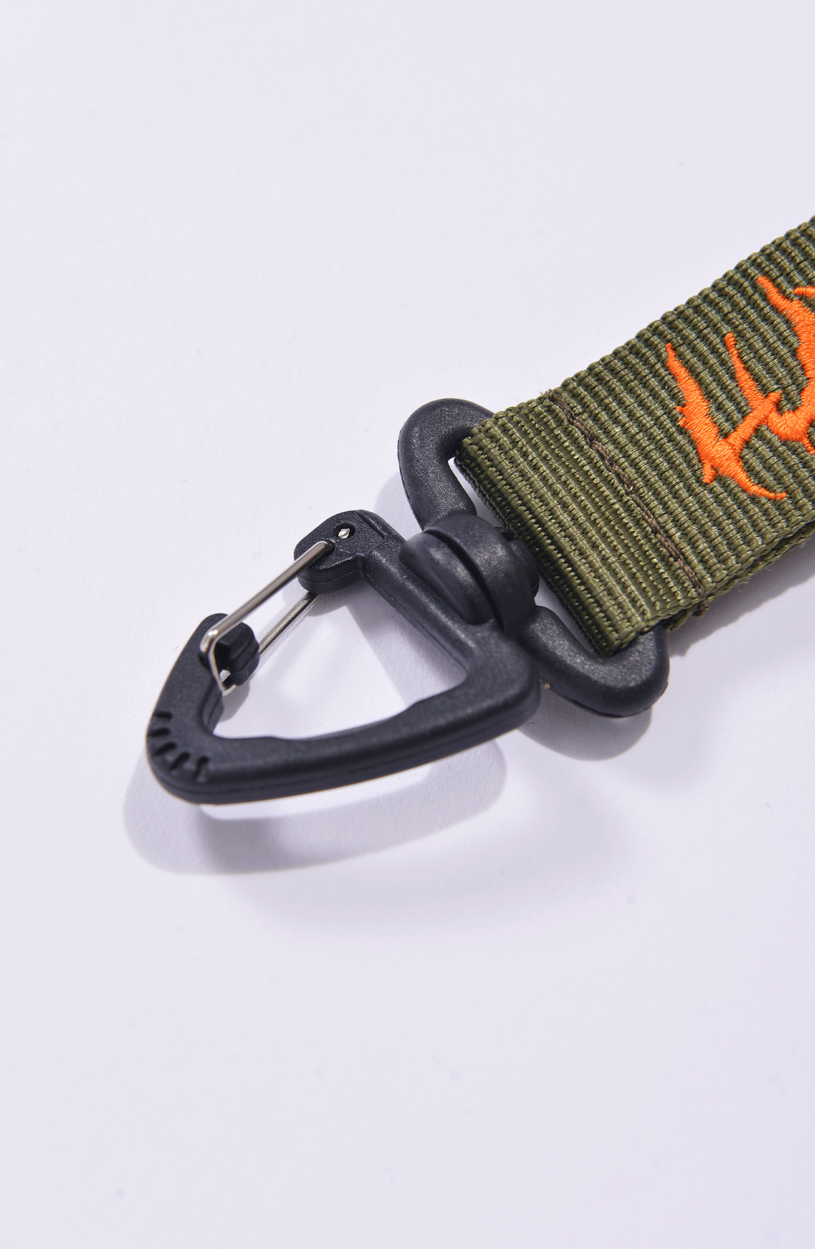 Luda - Green Retractable Keychain