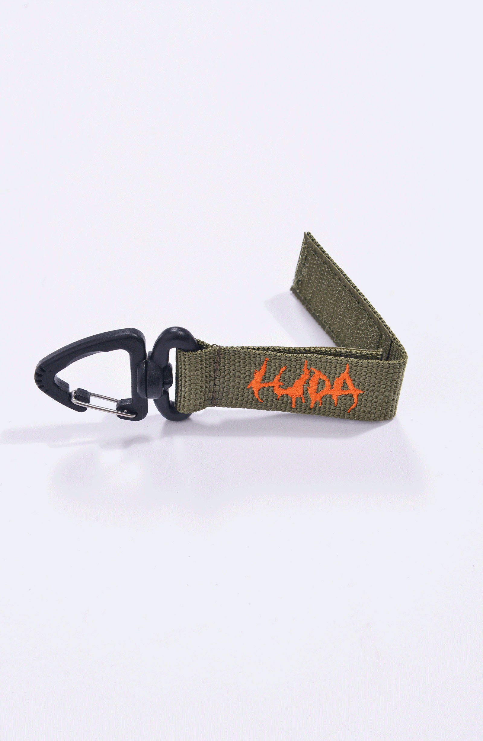 Luda - Black Clip  Keychain