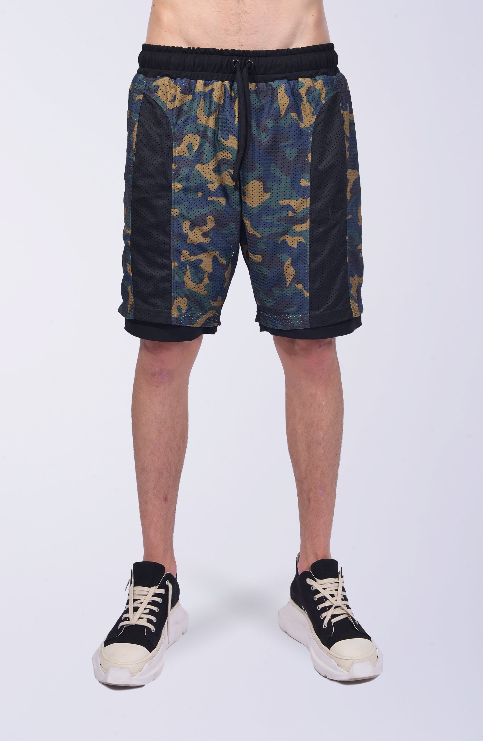 Luda - Camo Mesh - Shorts