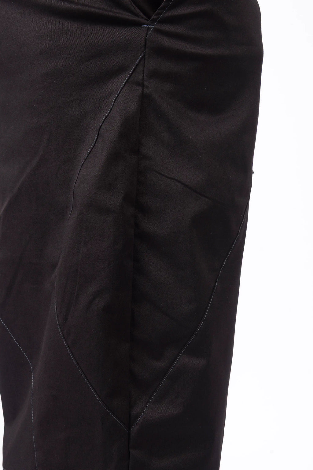 Luda - Asymmetric Black Shorts