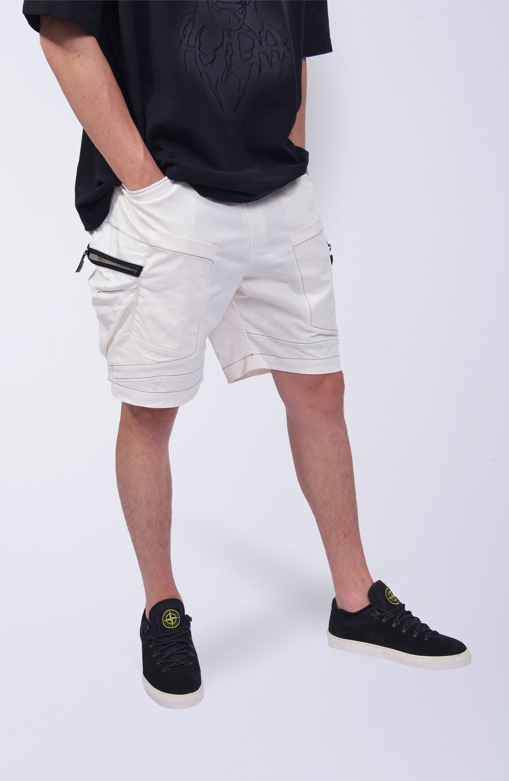 Luda - Buckle Shorts - White