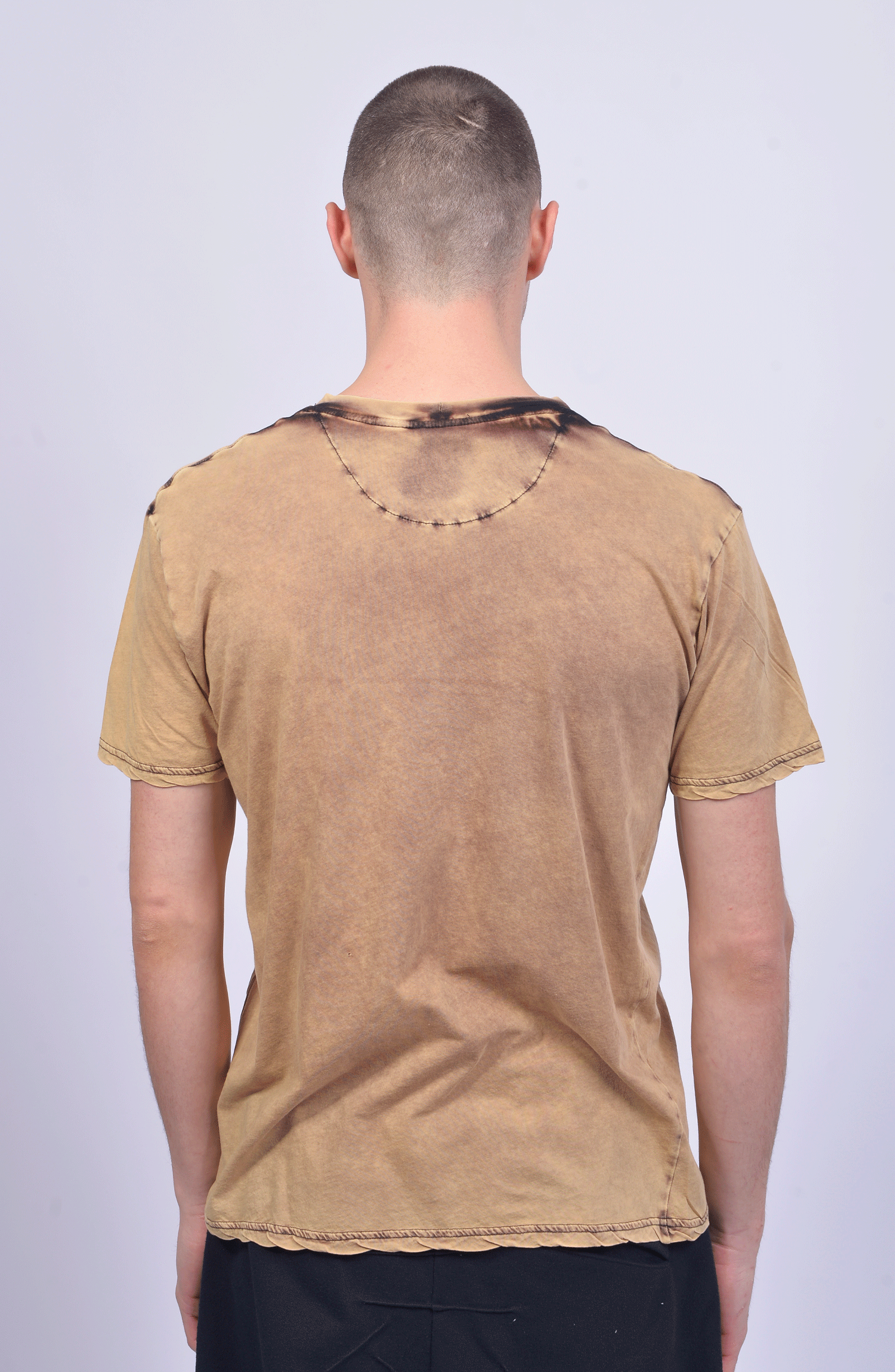 Luda - Ochre T-Shirt