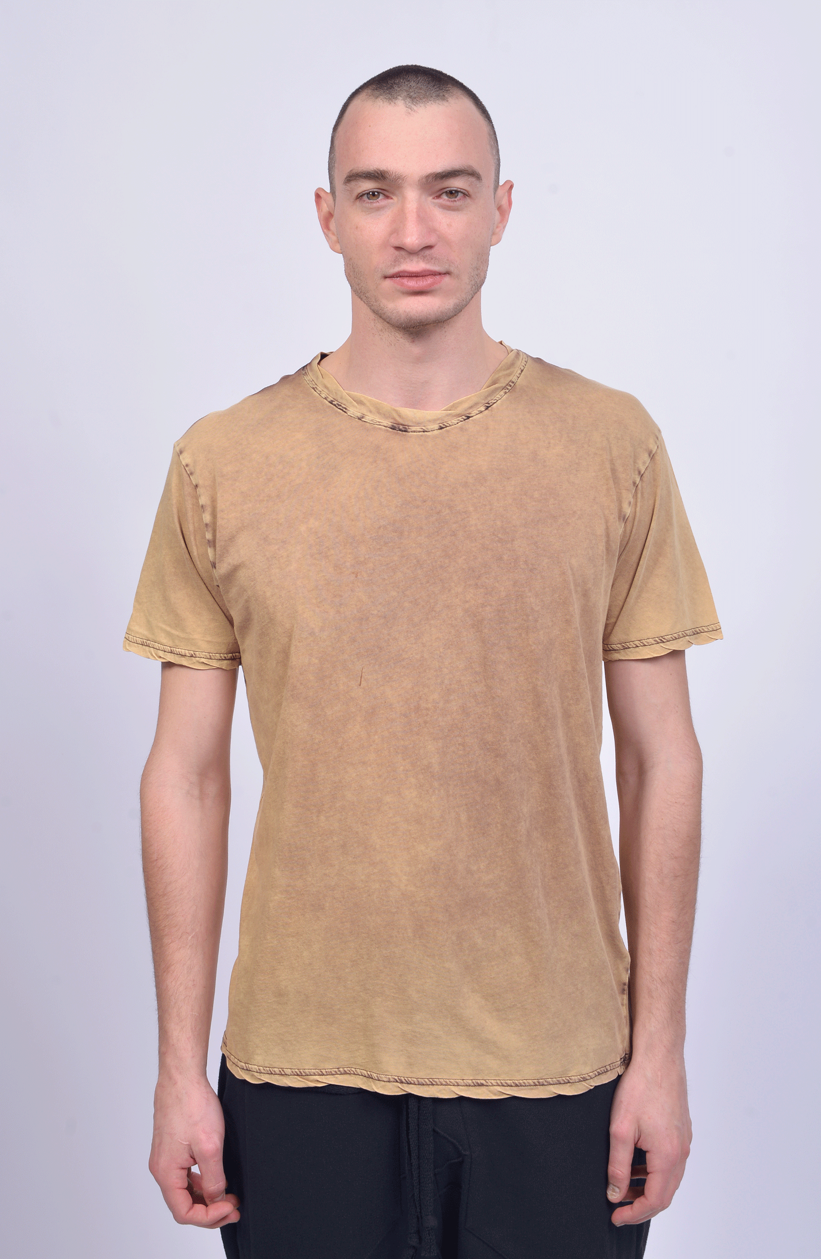 Luda - Ochre T-Shirt