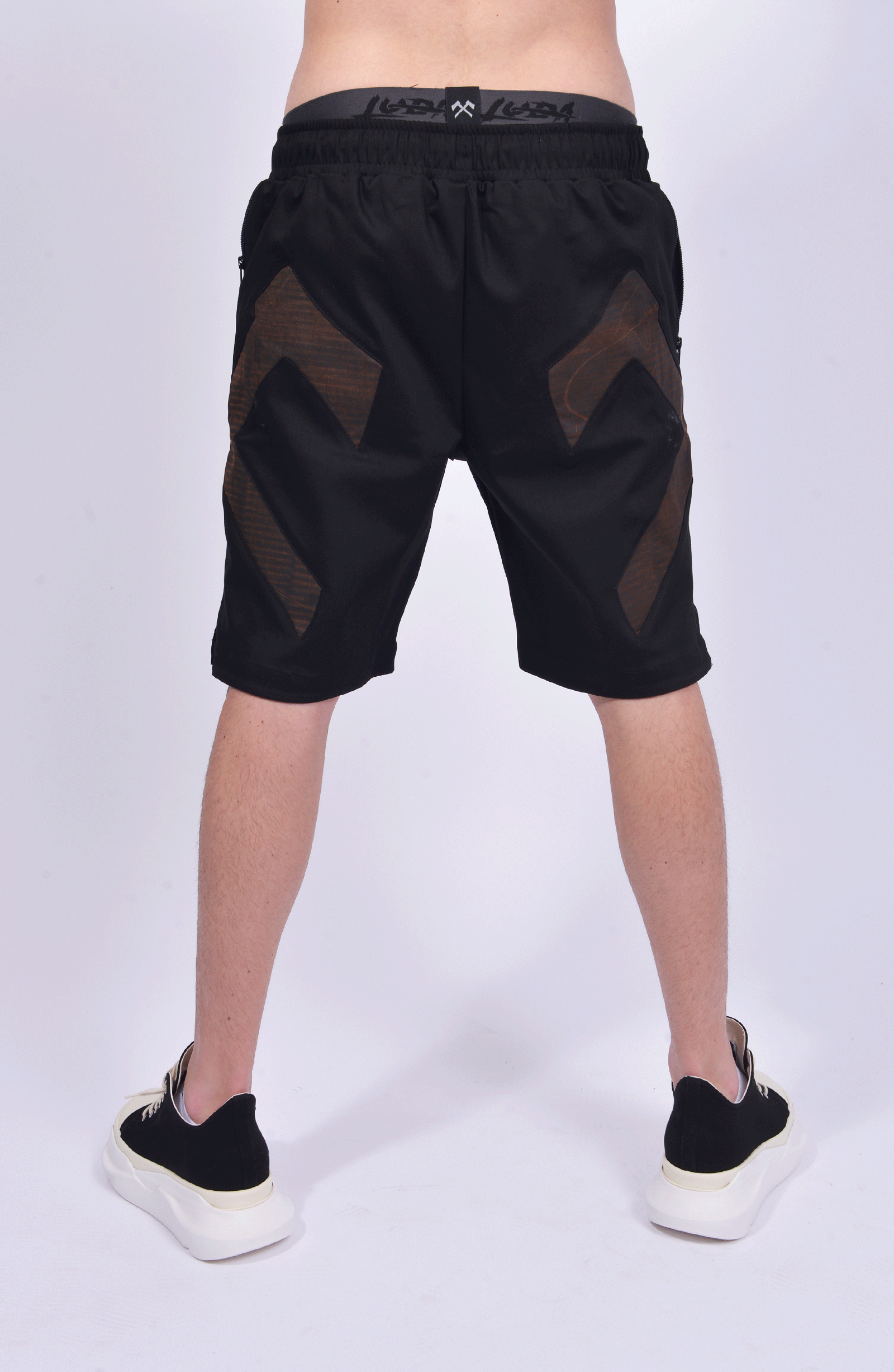 Luda - Axes Shorts