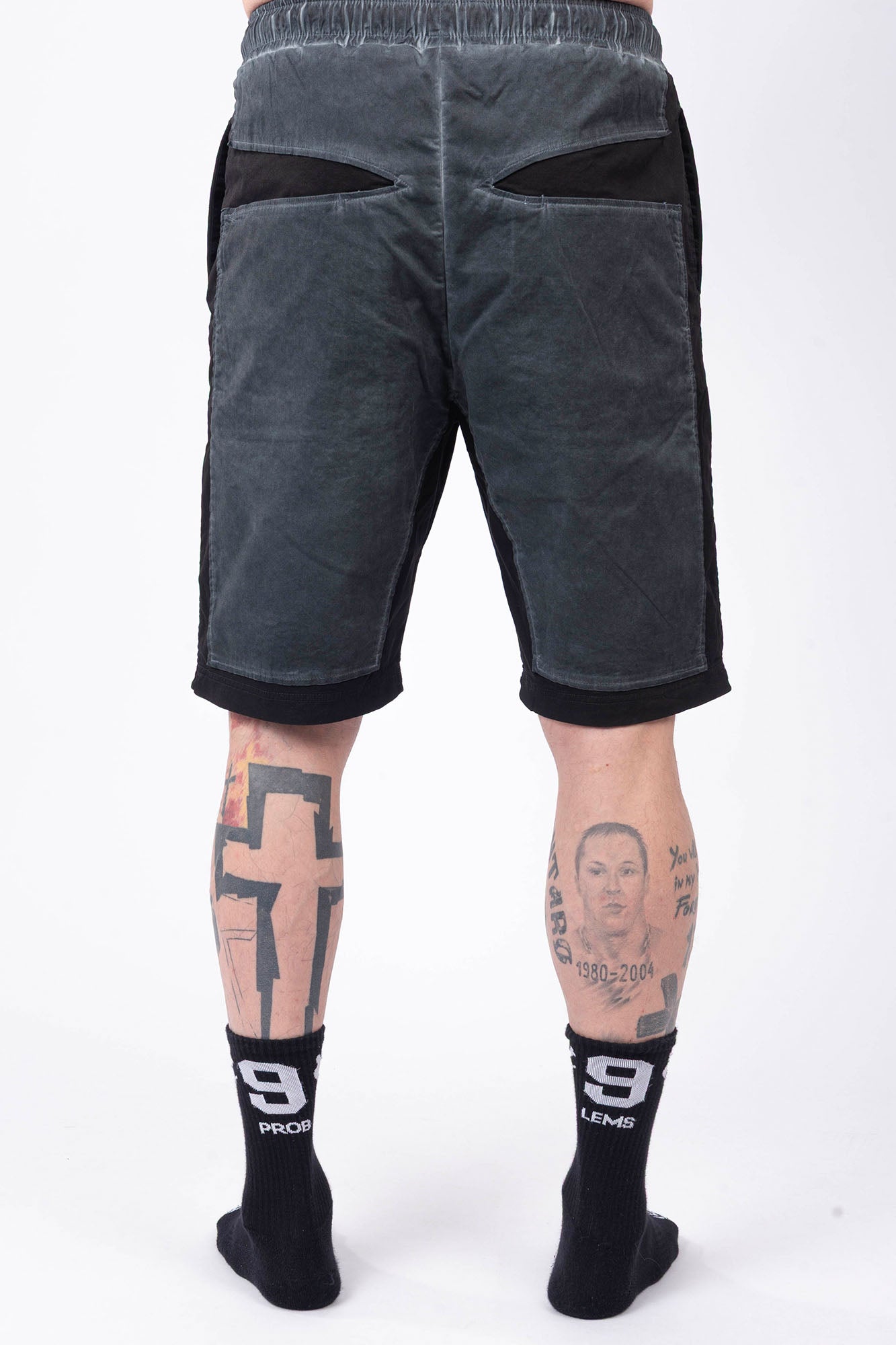 Luda - Cotton Jagged Shorts - Dark