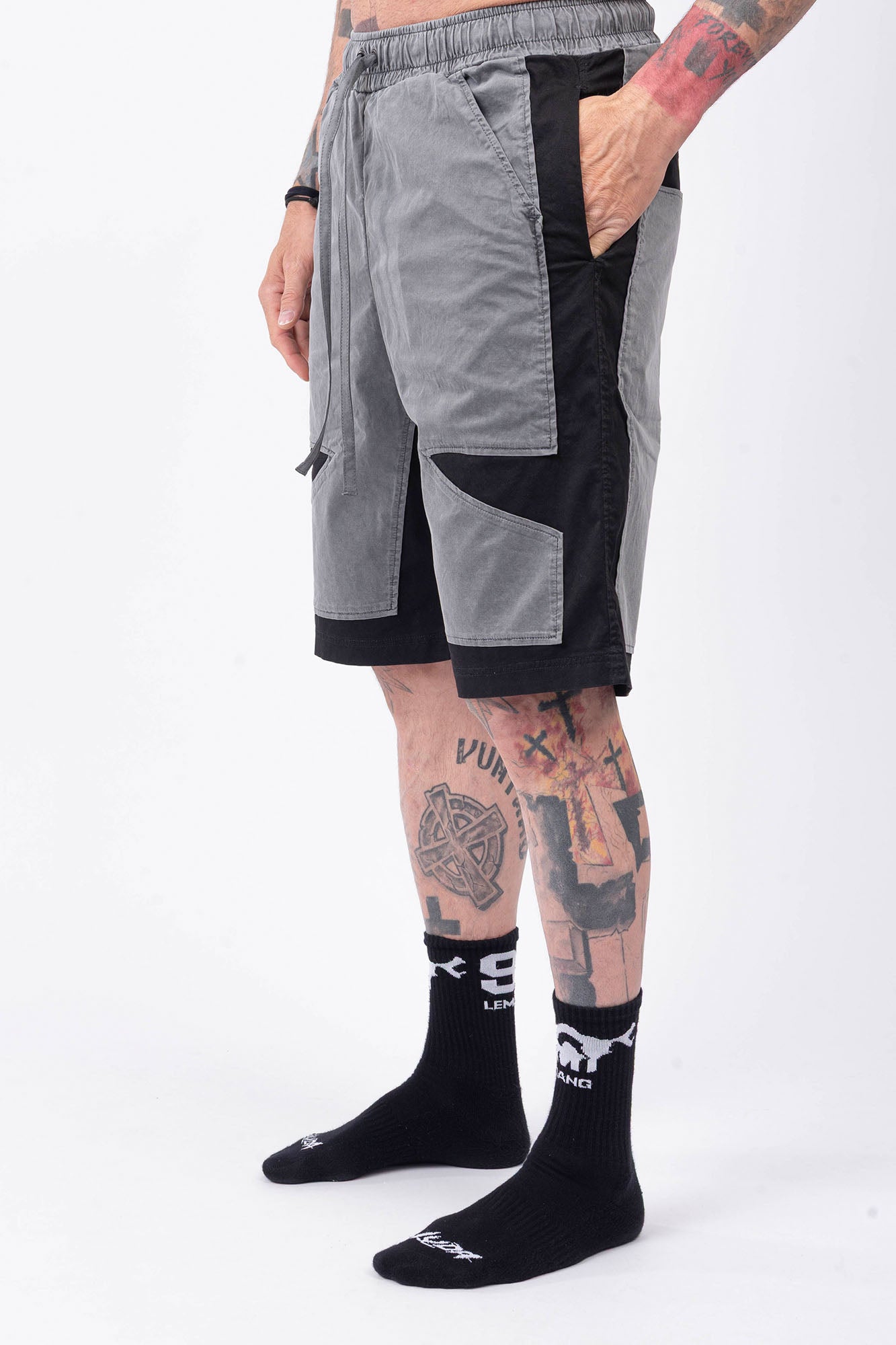 Luda - Cotton Jagged Shorts - Light