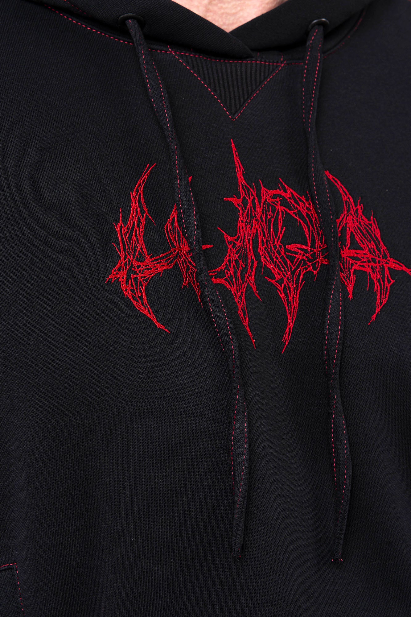 Luda - Red Skull Embroidery Hoodie