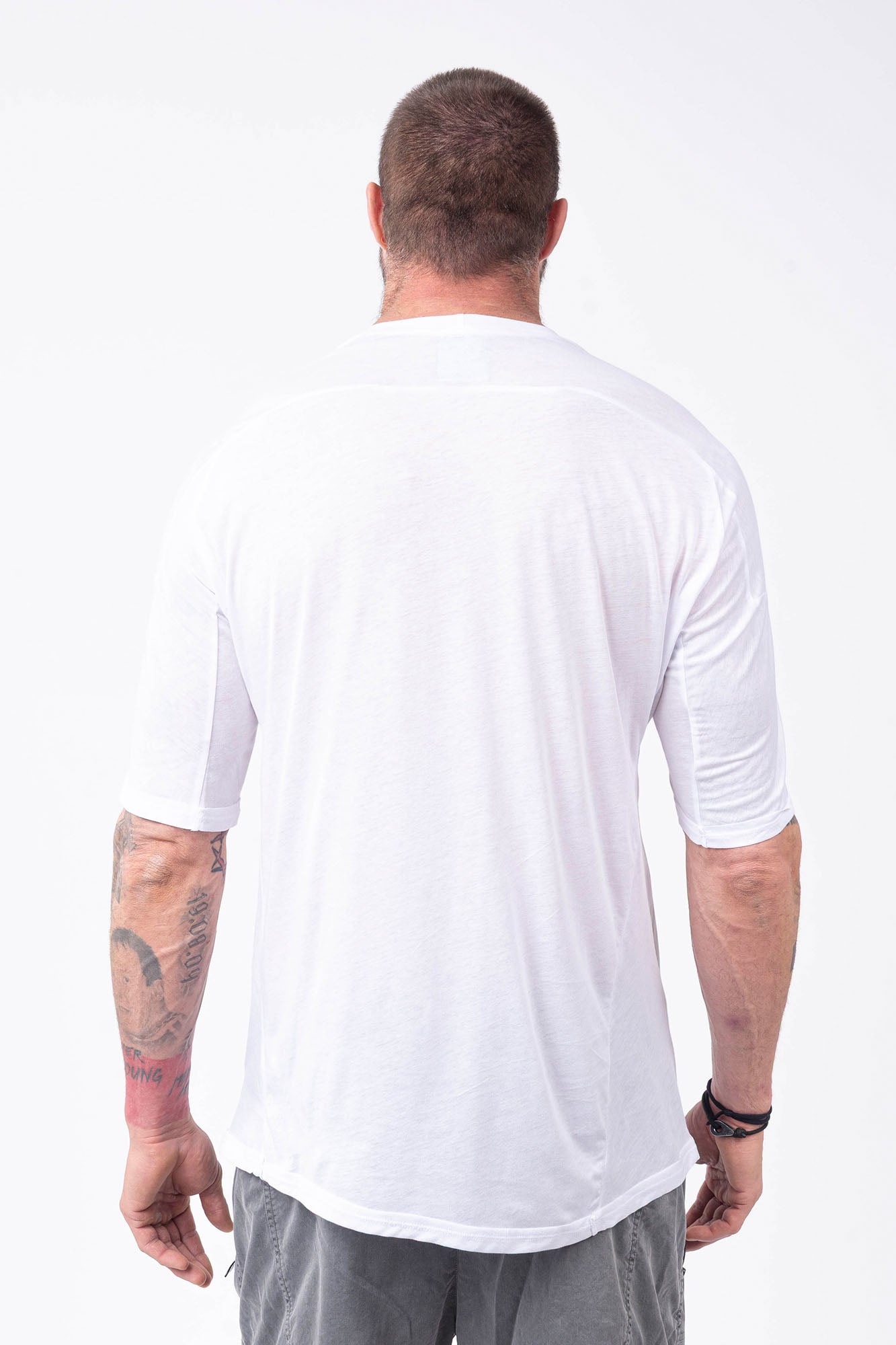 Luda - Plain T-Shirt
