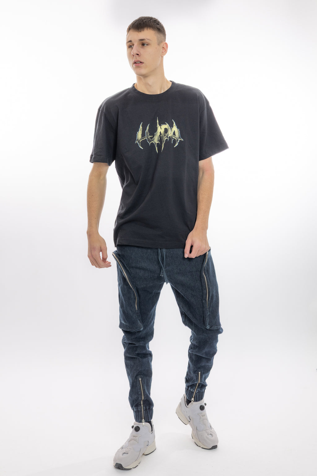 Luda - Mono Brand T-Shirt