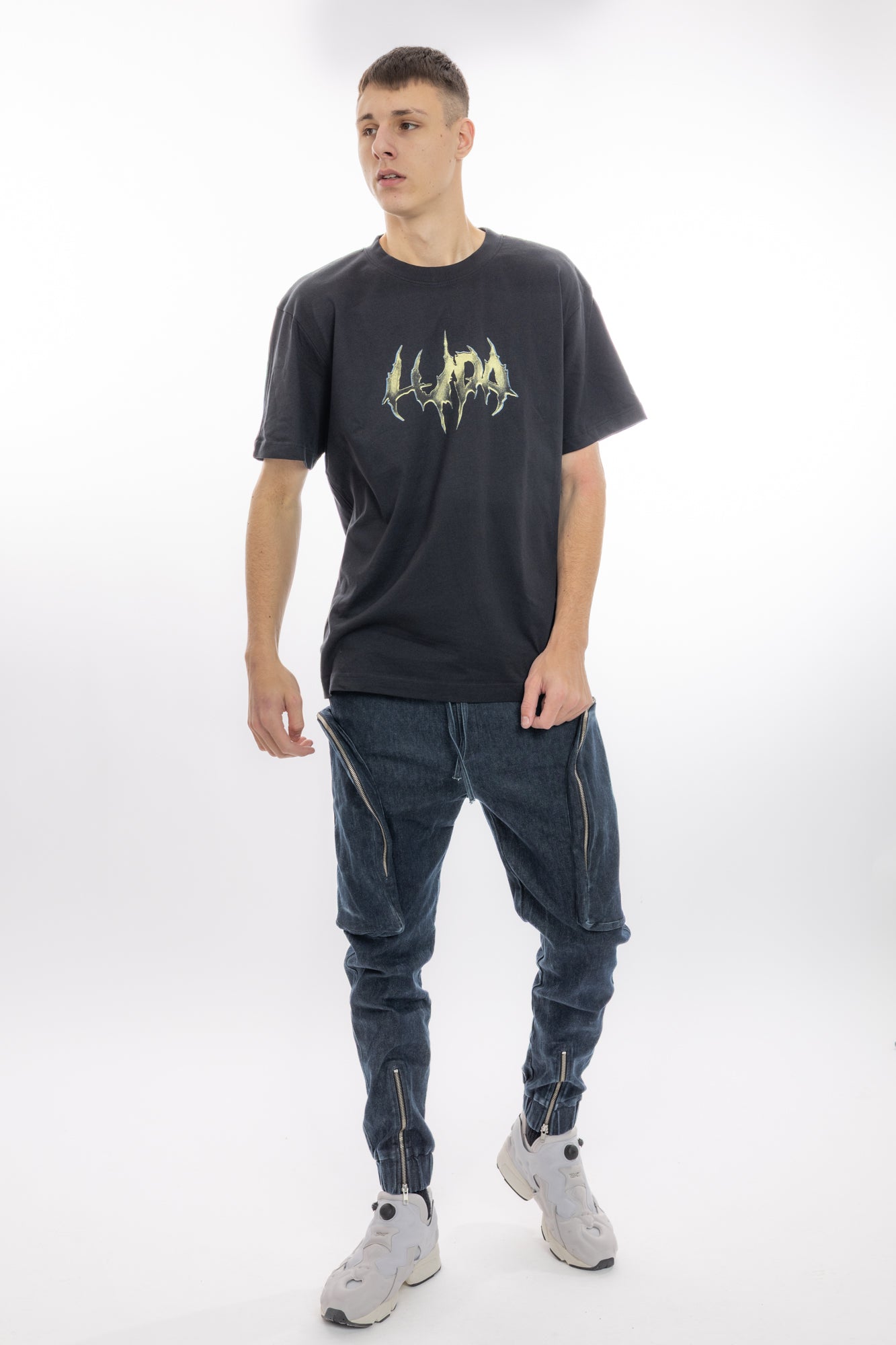 Luda - Mono Brand T-Shirt