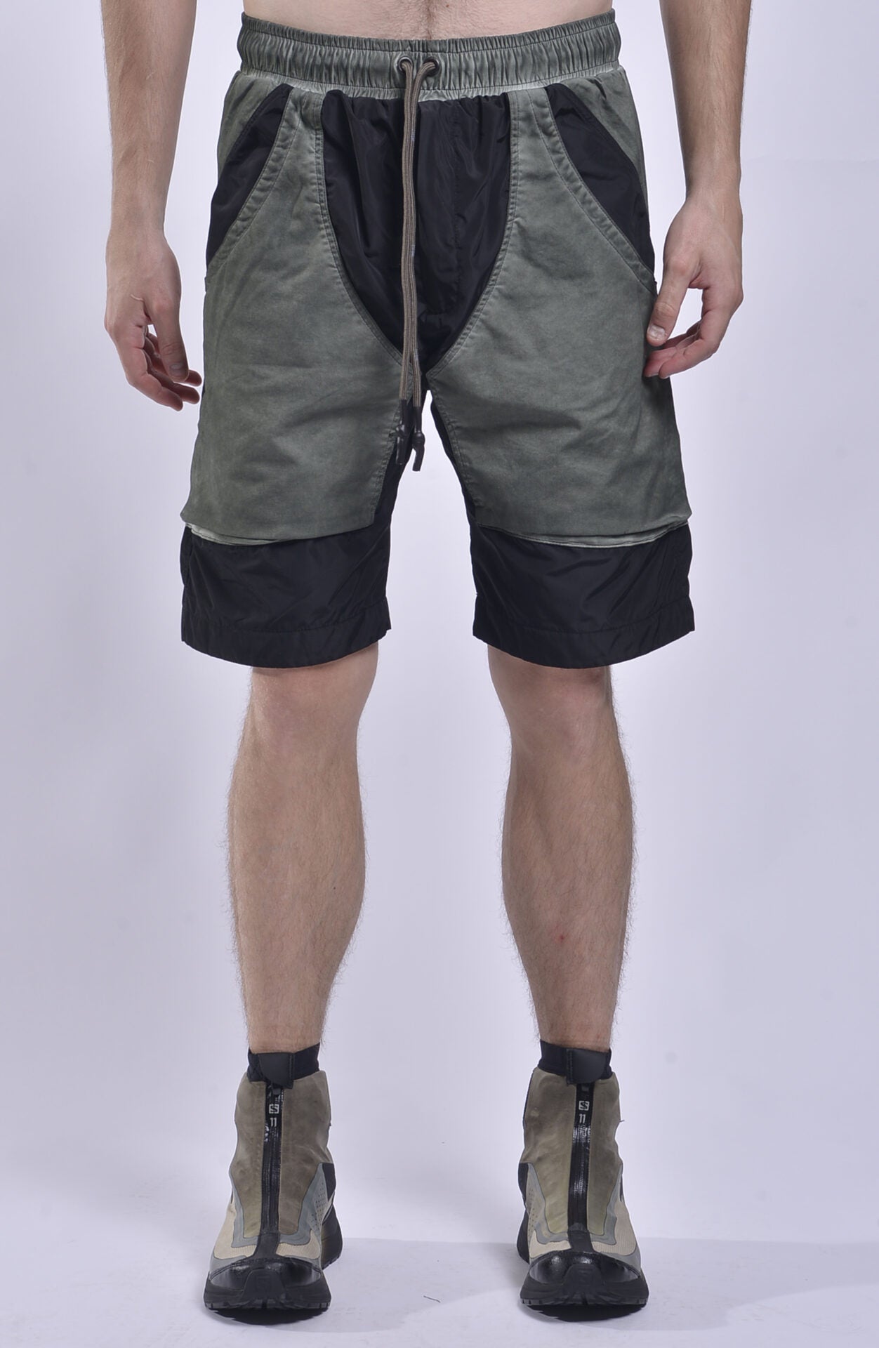 Luda - Big Pockets Shorts