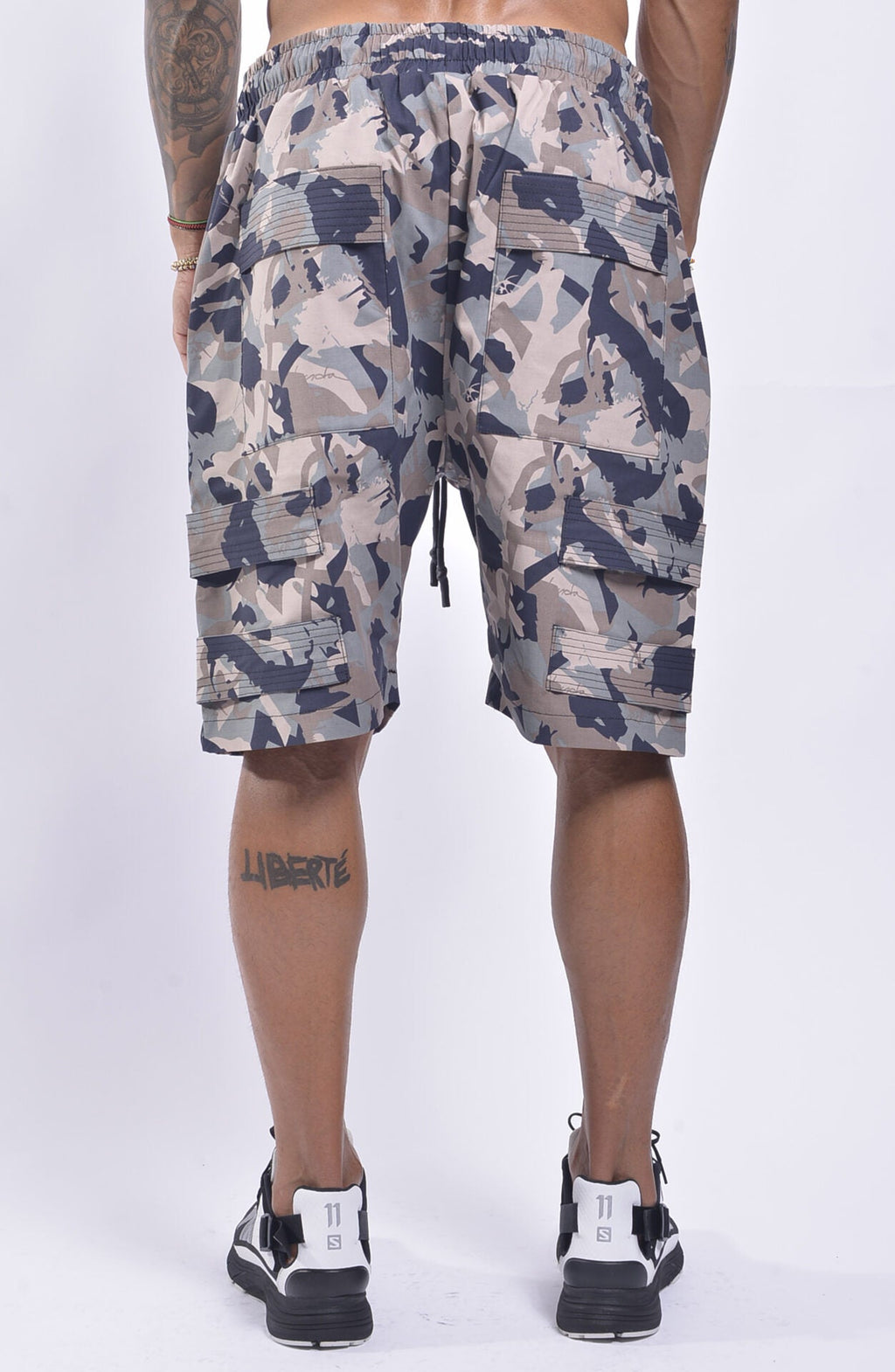 Luda - Camo Joker Face Shorts - Brown