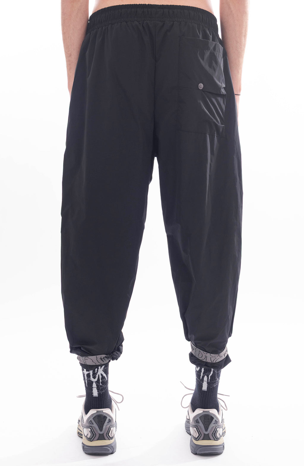 Luda - Noir Track Pant