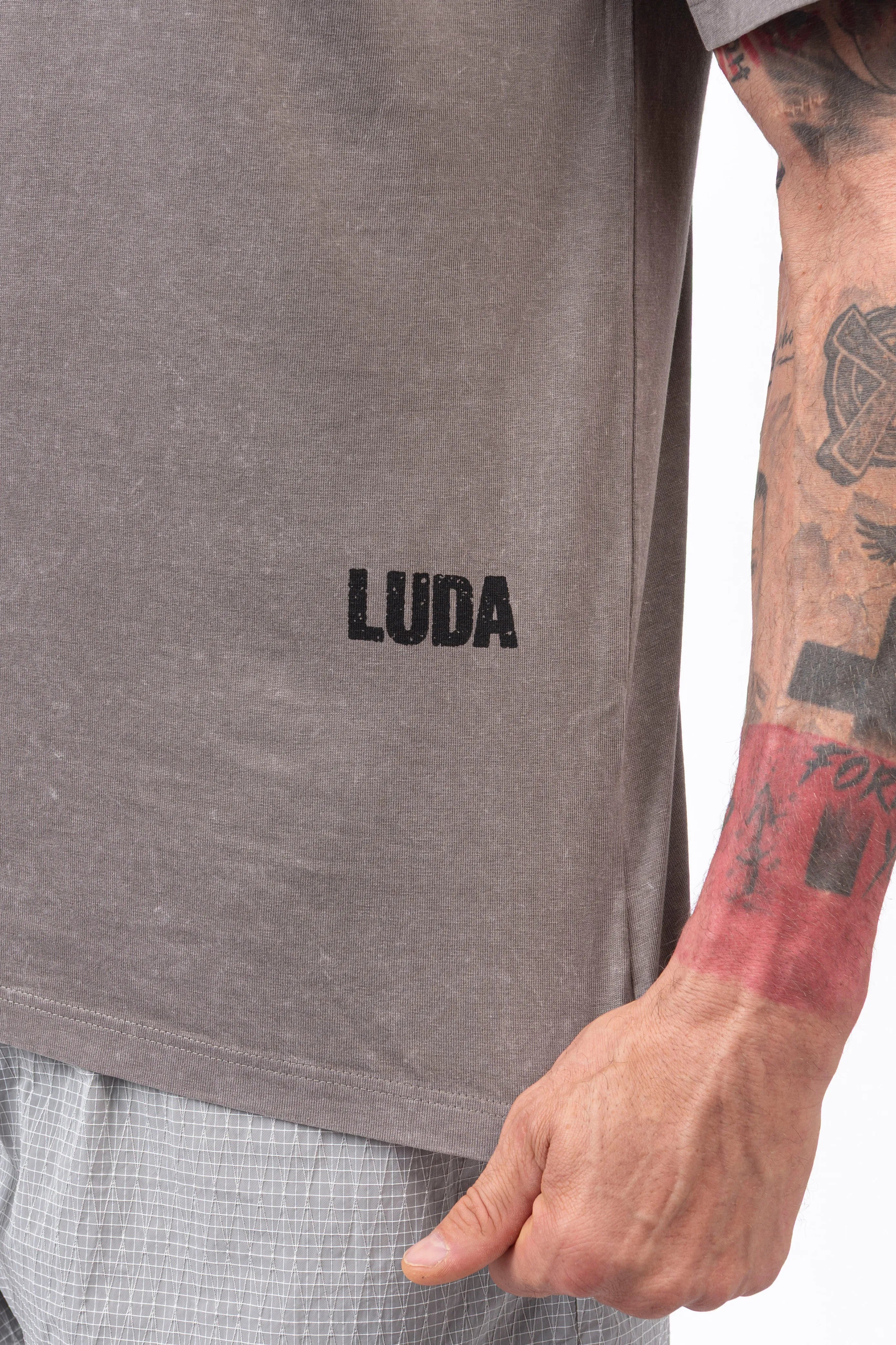 Luda - TONY Ash Grey T-Shirt