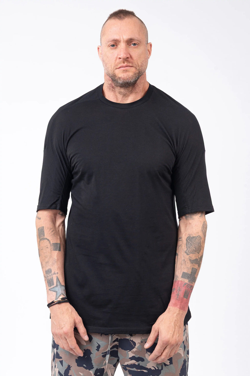 Luda - Plain T-Shirt