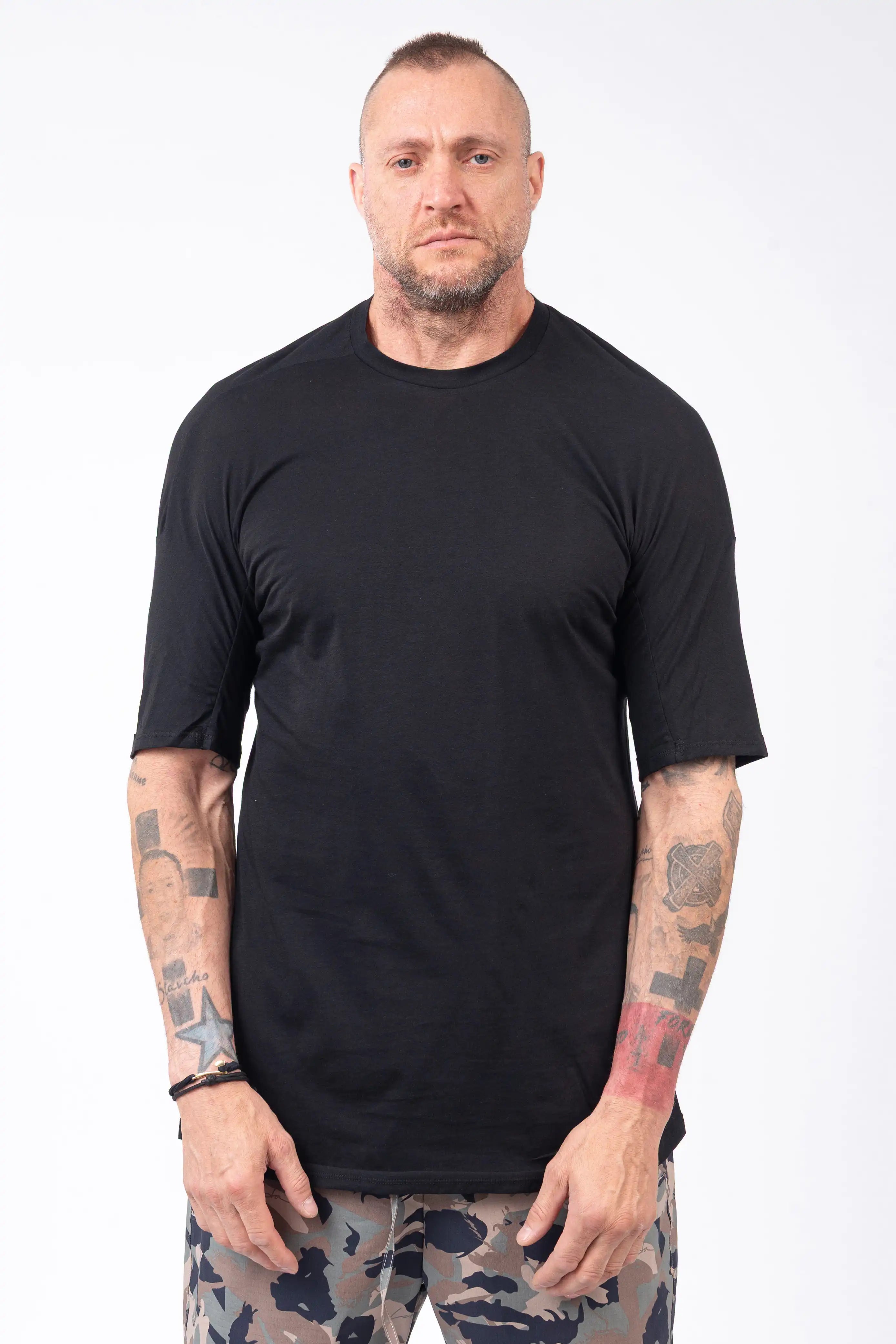 Luda - Plain T-Shirt
