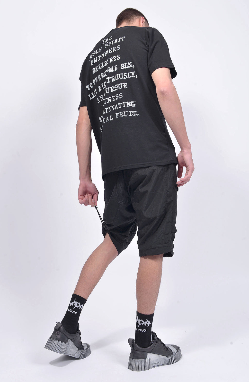 Luda - Elasticated Leg Shorts