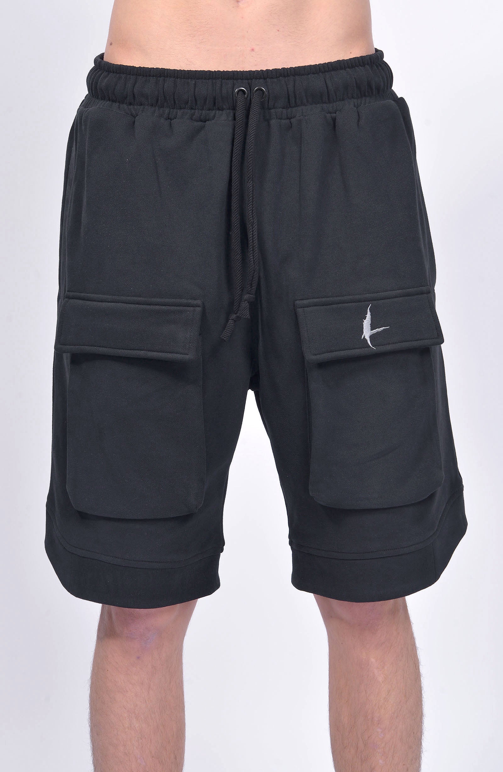 Luda - Pocket Embroidery Shorts